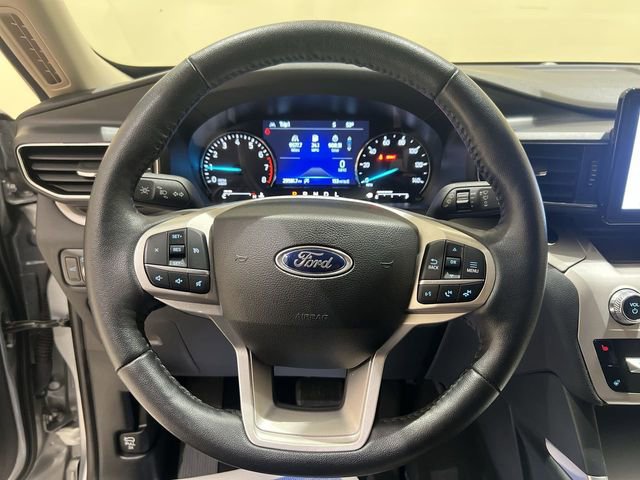 Certified 2023 Ford Explorer XLT w/ Equipment Group 202A image 10
