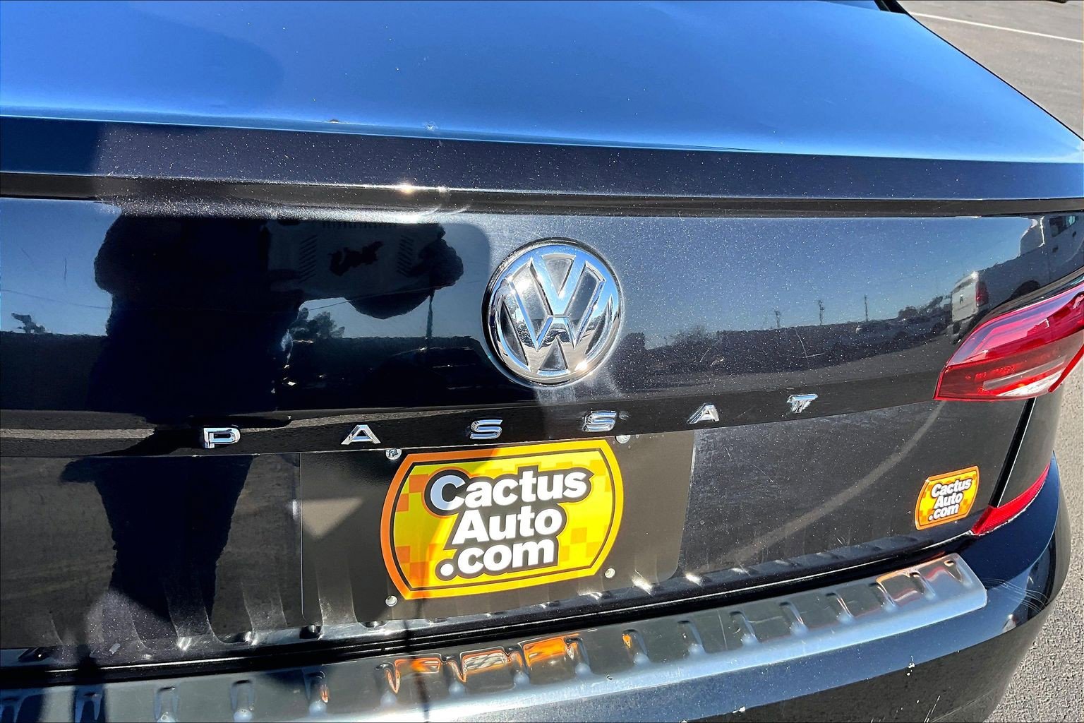 Used 2021 Volkswagen Passat 2.0T SE FWD image 30
