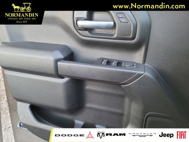 Used 2022 Chevrolet Silverado 1500 Custom RWD image 15