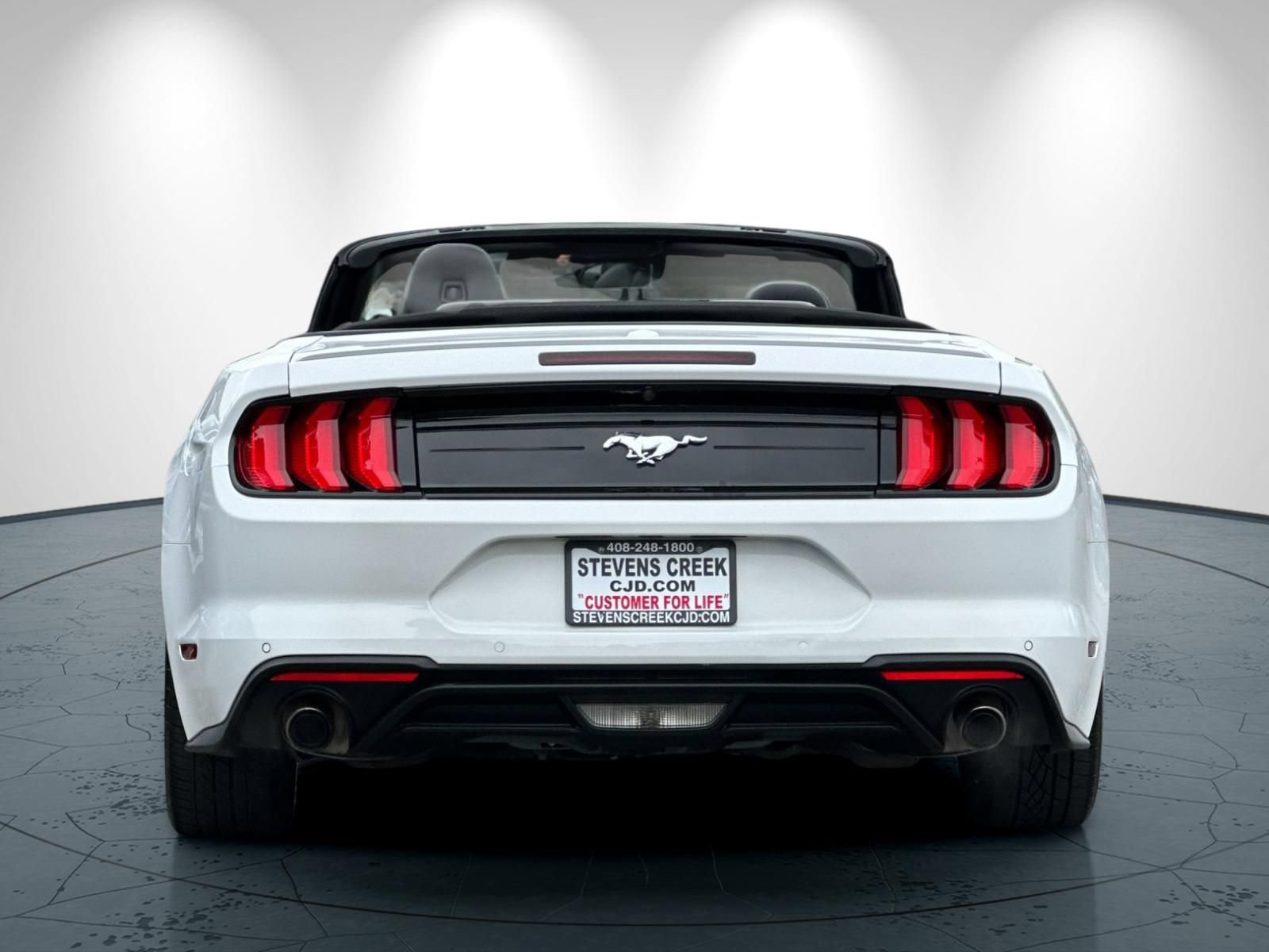 Used 2023 Ford Mustang Premium RWD image 5