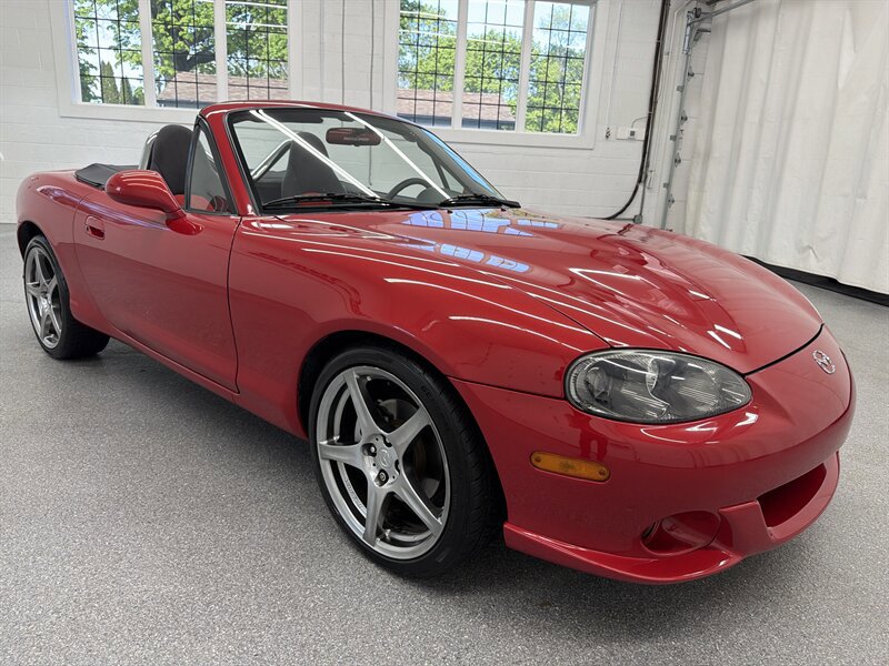 Used 2004 MAZDA MX-5 Miata MAZDASPEED RWD image 3