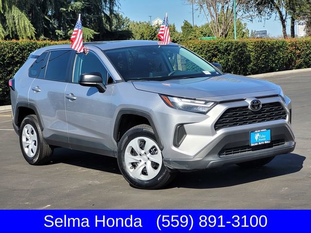 Used 2024 Toyota RAV4 LE image 2