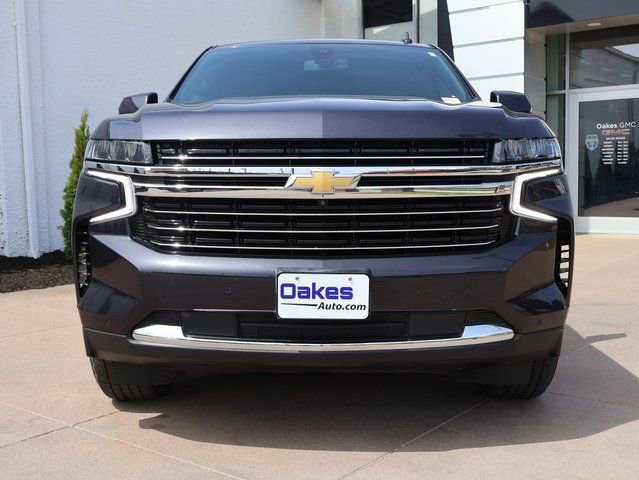 Used 2022 Chevrolet Tahoe LT w/ Luxury Package AWD/4WD image 7