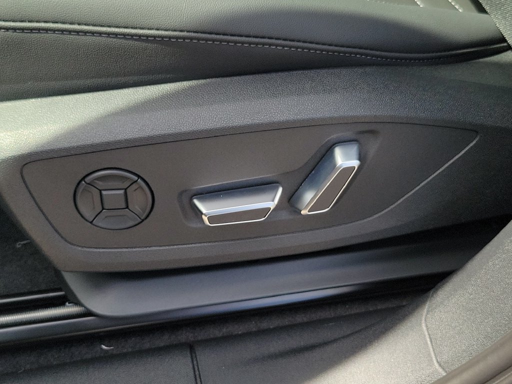 New 2026 Audi Q3 quattro 2.0T AWD/4WD image 18