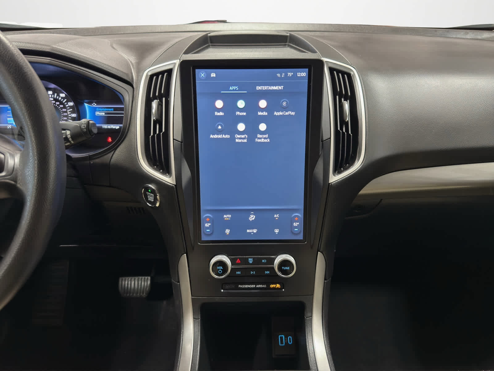 Used 2022 Ford Edge SE w/ Cargo Accessory Package image 17