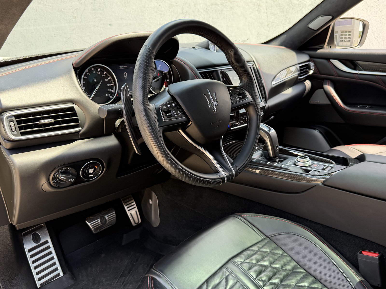 Used 2022 Maserati Levante Trofeo AWD/4WD image 14