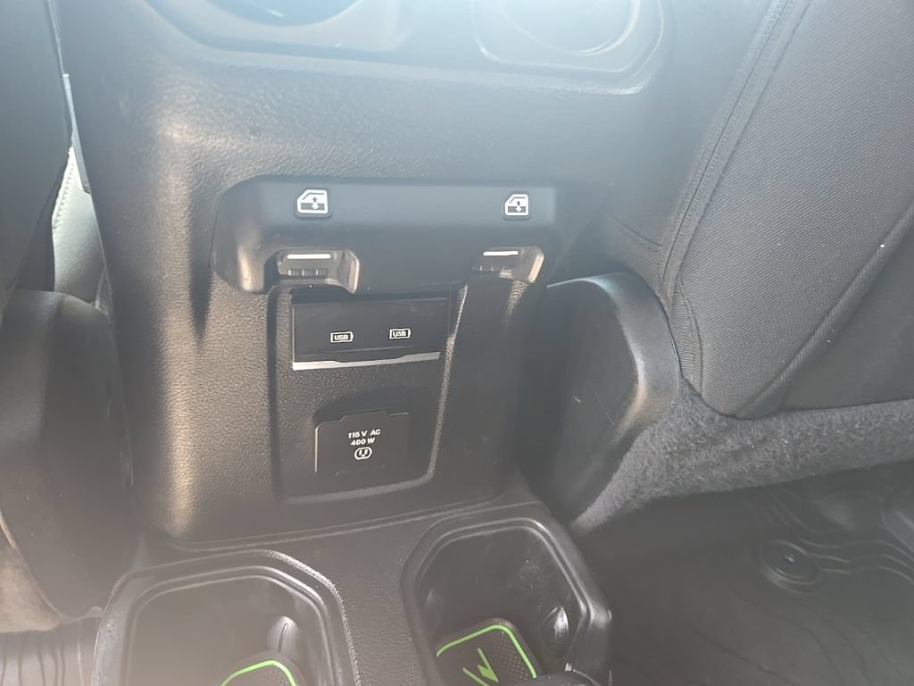 Used 2021 Jeep Gladiator Sport AWD/4WD image 25