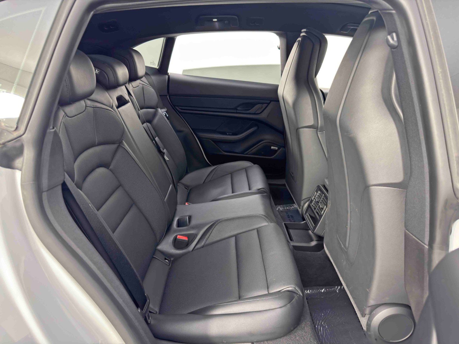 Used 2024 Porsche Taycan 4 Cross Turismo w/ Premium Package AWD/4WD image 42