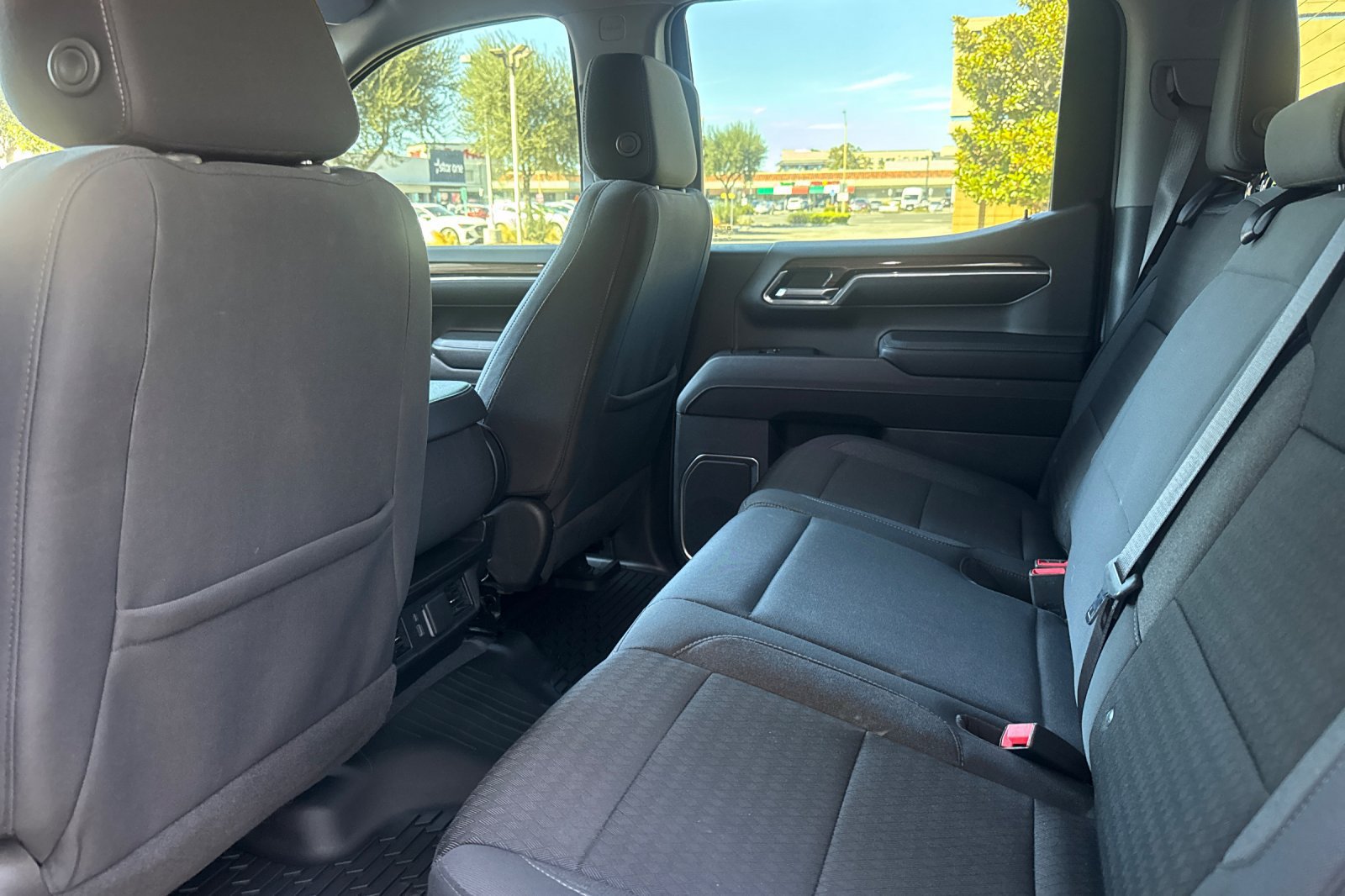 Used 2024 Chevrolet Silverado 1500 LT w/ Protection Package AWD/4WD image 12