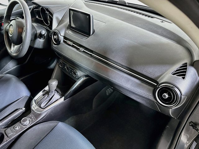Used 2017 Toyota Yaris iA FWD image 26