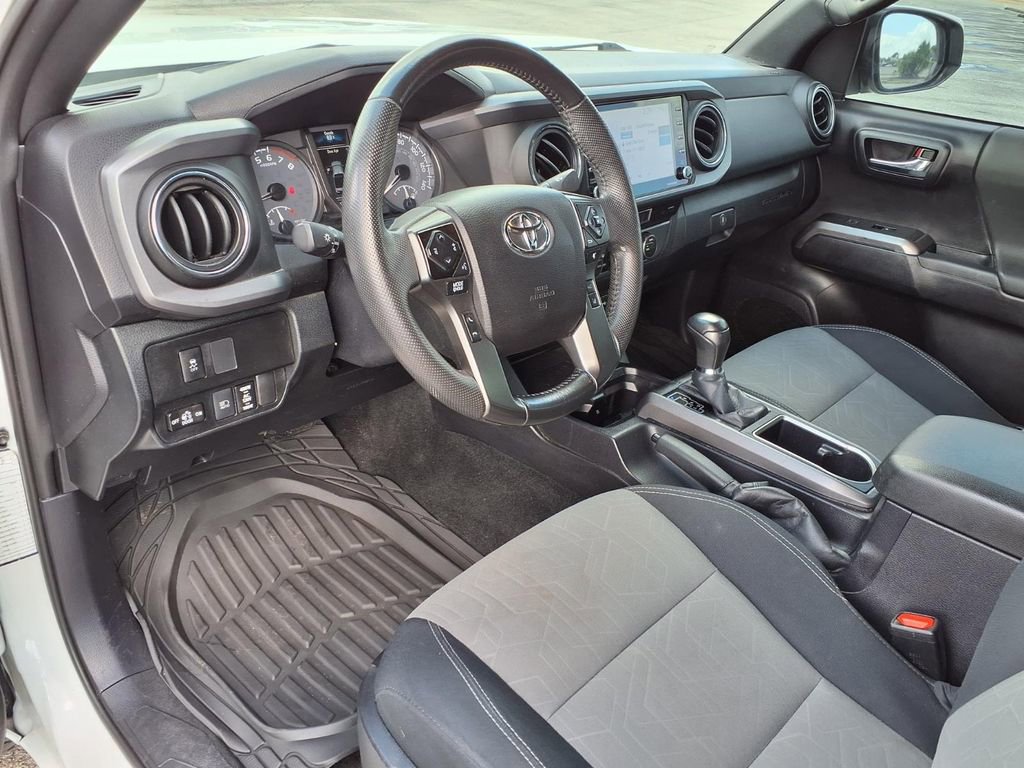 Used 2021 Toyota Tacoma TRD Off-Road w/ Technology Package image 21