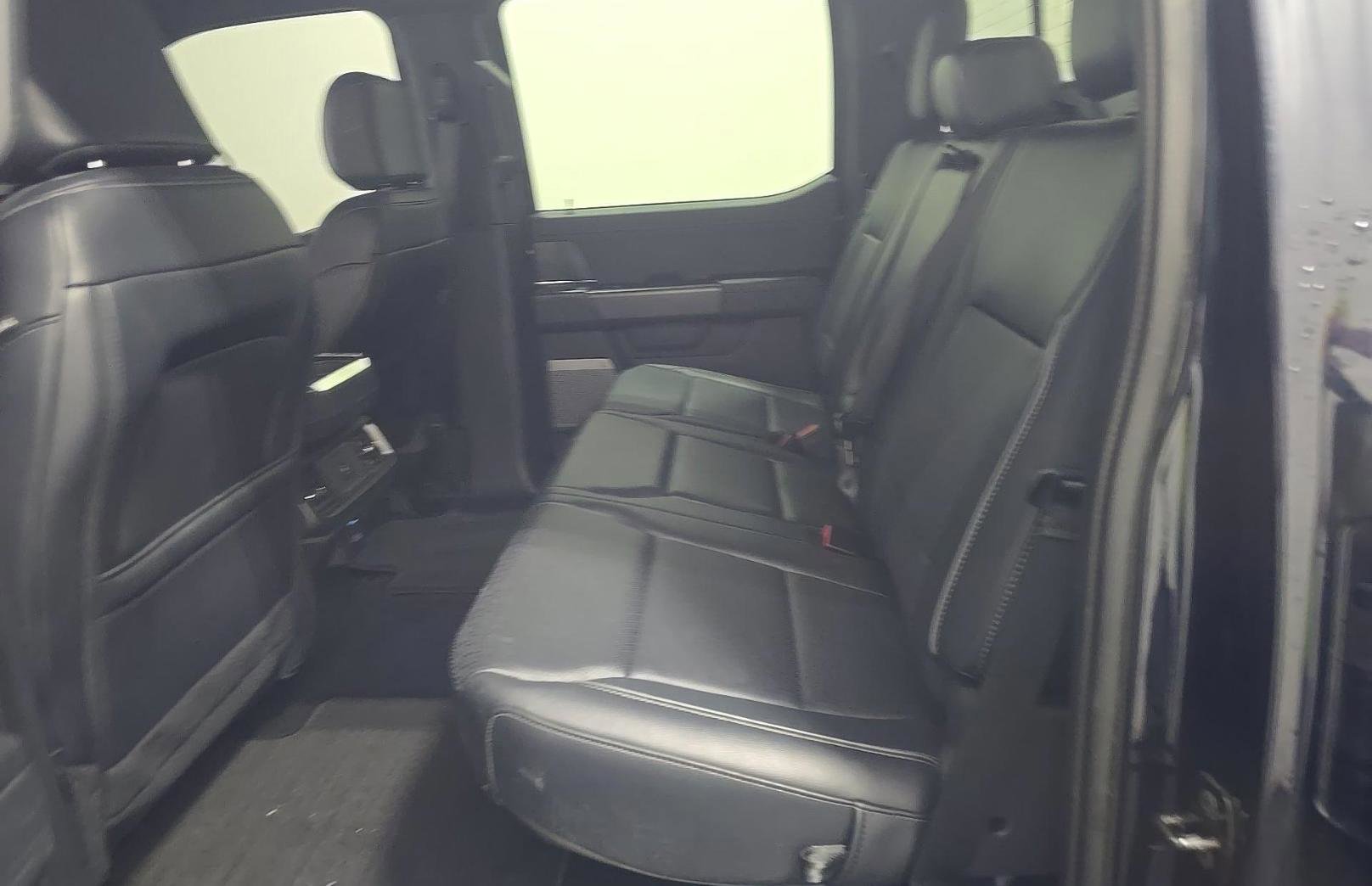 Used 2025 Ford F150 Lariat AWD/4WD image 13
