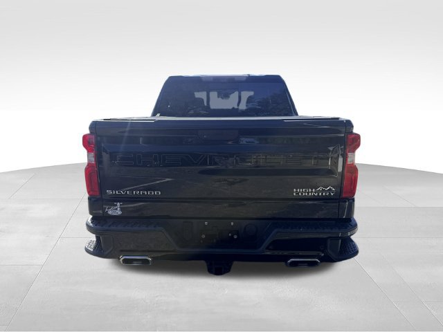 Used 2020 Chevrolet Silverado 1500 High Country w/ Technology Package AWD/4WD image 6