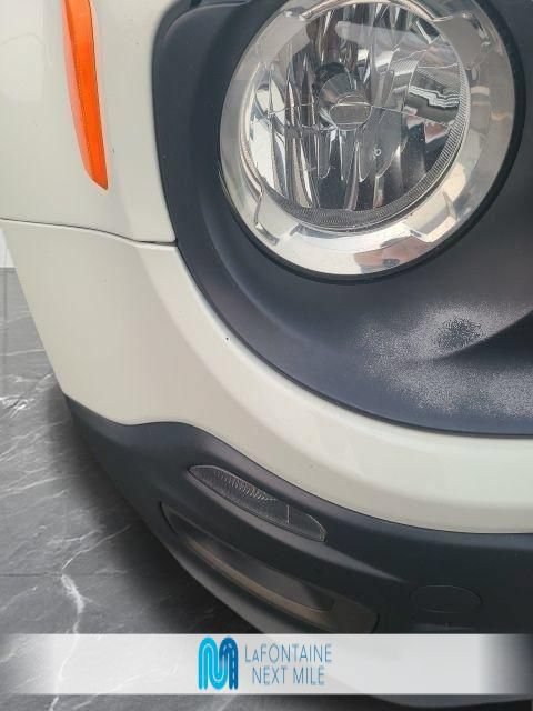 Used 2016 Jeep Renegade 75th Anniversary AWD/4WD image 25