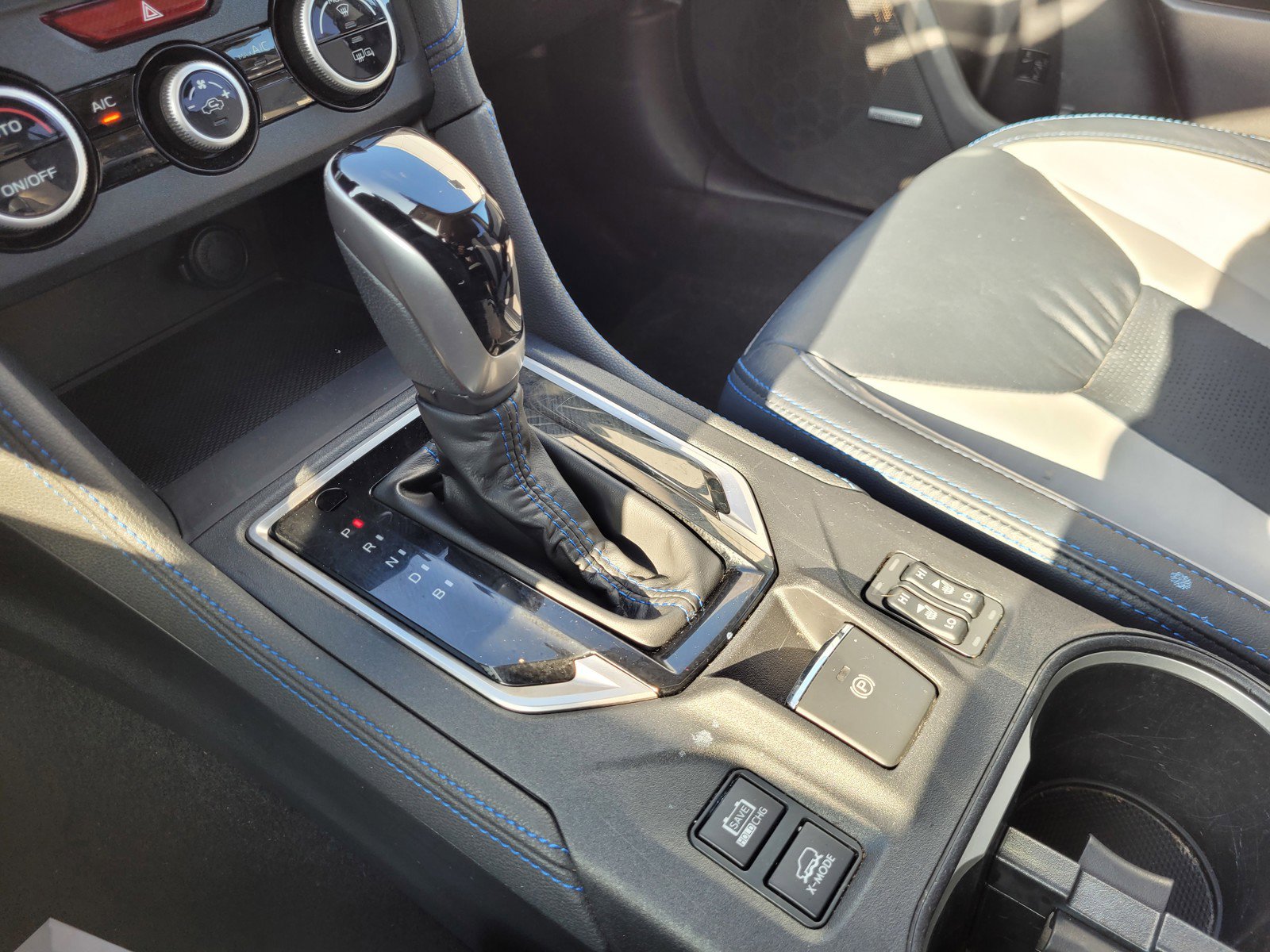 Used 2019 Subaru Crosstrek Hybrid w/ Moonroof Package w/Navigation image 17