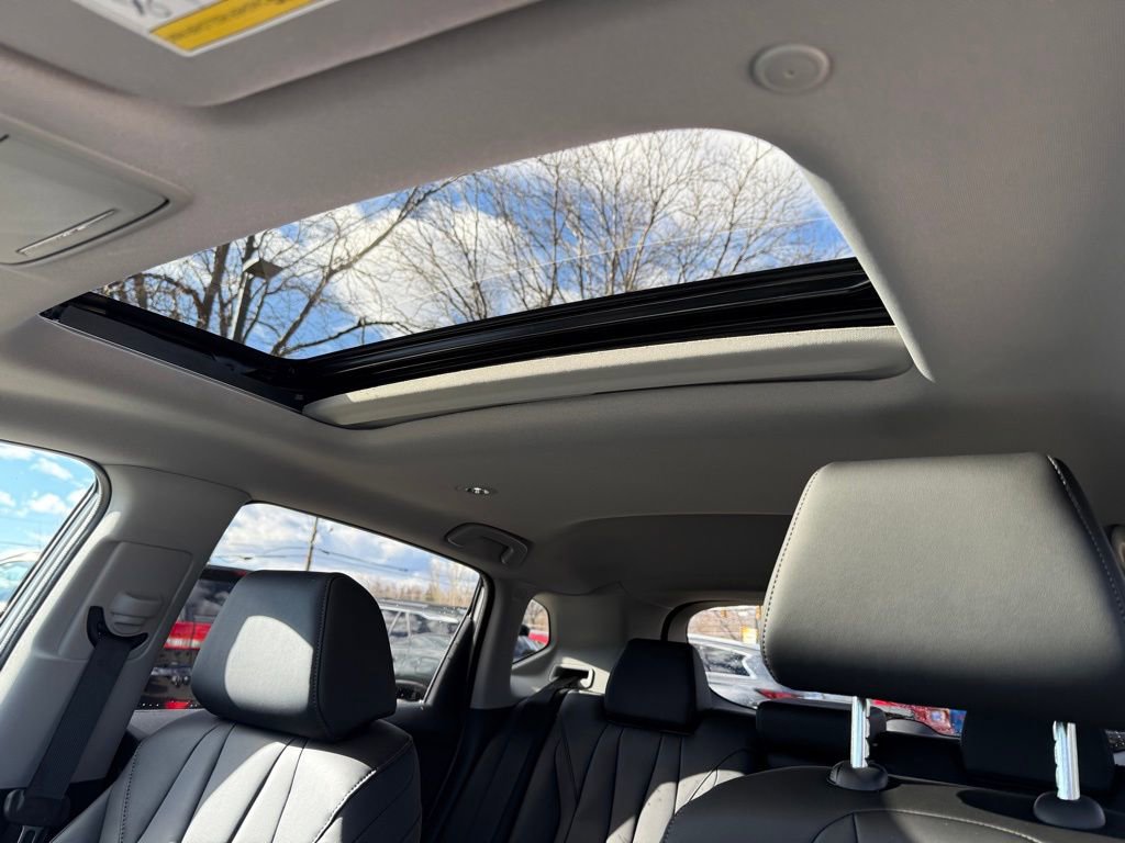 Certified 2025 Acura ADX AWD image 28
