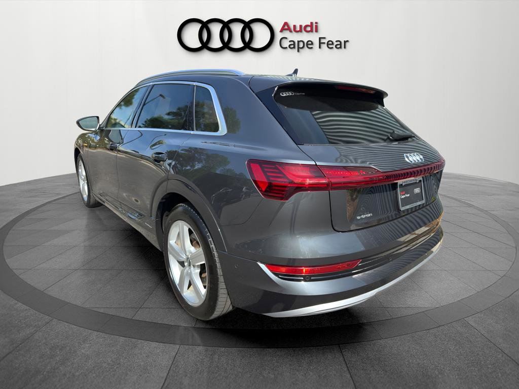 Used 2019 Audi e-tron Premium Plus image 3