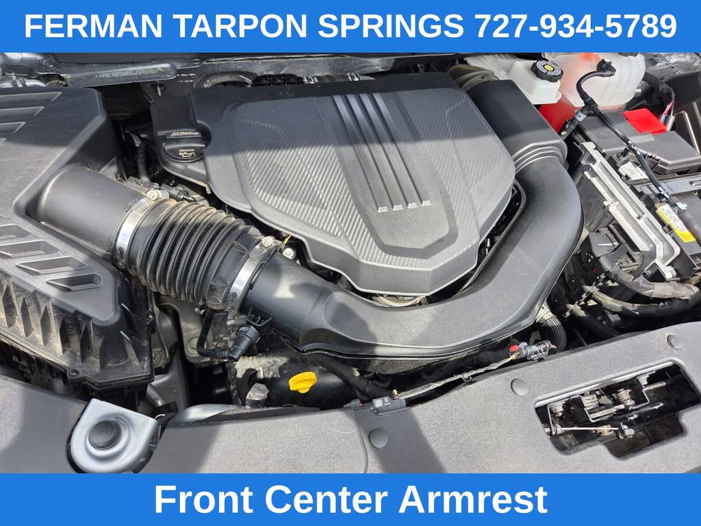 Used 2025 Chevrolet Traverse LT FWD image 23