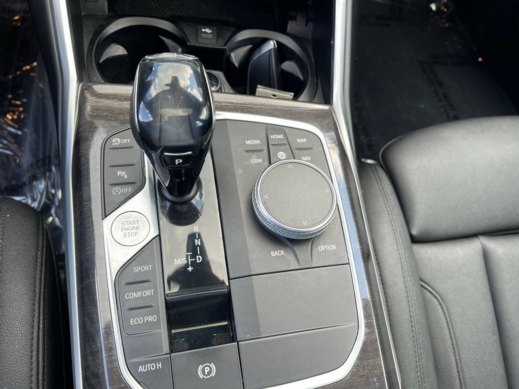 Used 2020 BMW 330i Sedan w/ Driving Assistance Package RWD image 36