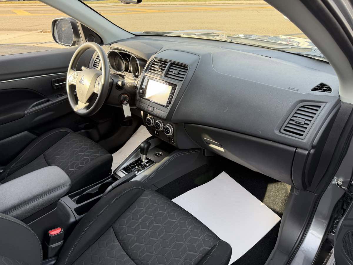 Used 2021 Mitsubishi Outlander Sport ES image 19