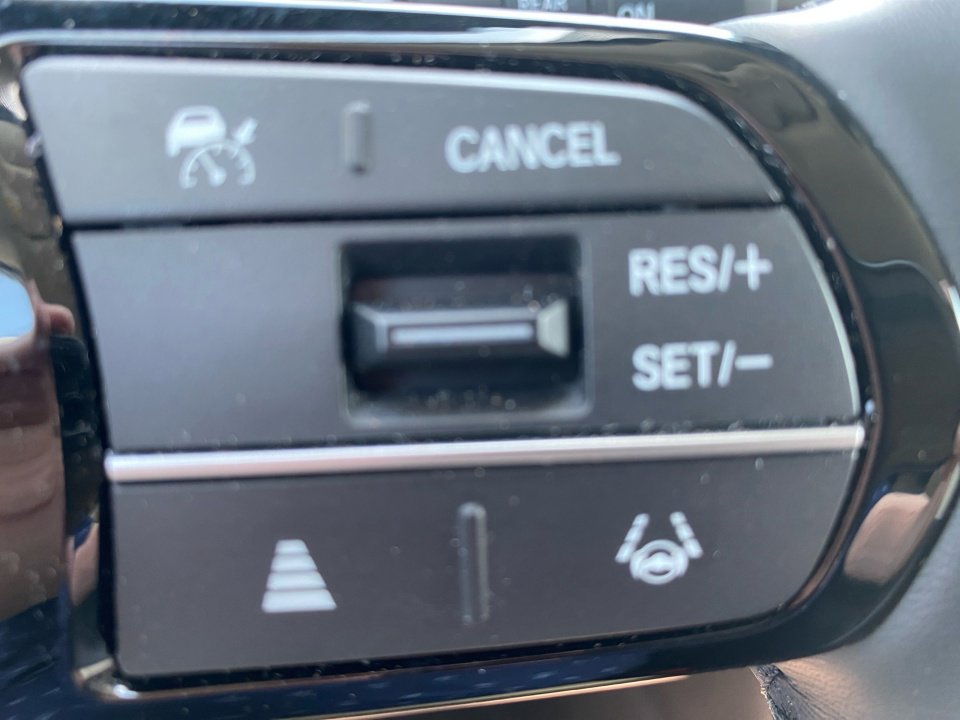 Certified 2025 Honda Pilot EX-L image 24