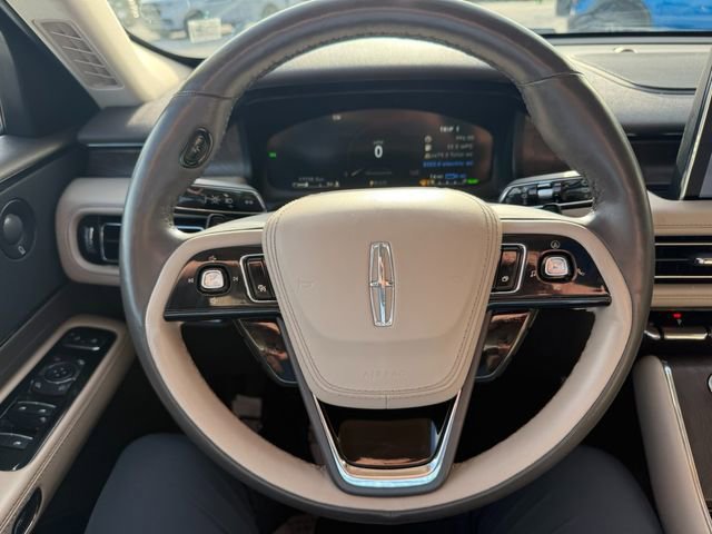 Used 2023 Lincoln Aviator Grand Touring w/ Equipment Group 301A AWD/4WD image 25