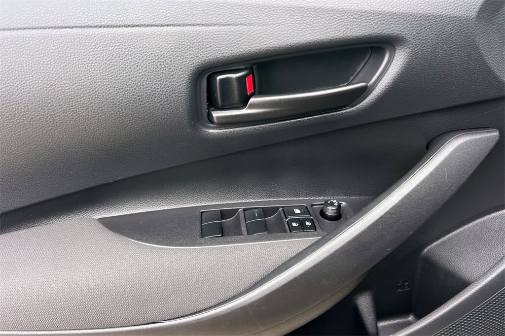 Certified 2025 Toyota Corolla LE image 13