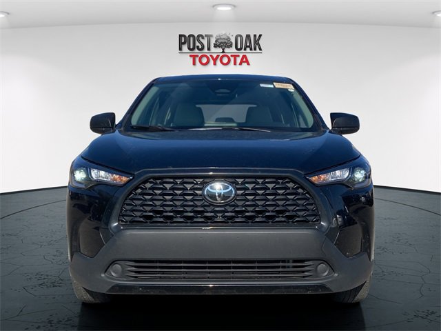 Used 2023 Toyota Corolla Cross L image 2