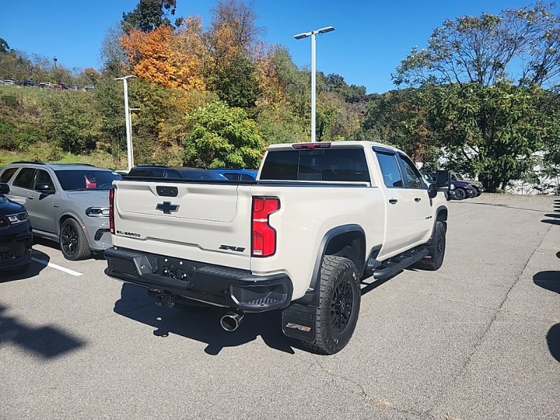 Used 2026 Chevrolet Silverado 2500 ZR2 w/ LPO, Dark Essentials Package AWD/4WD image 8