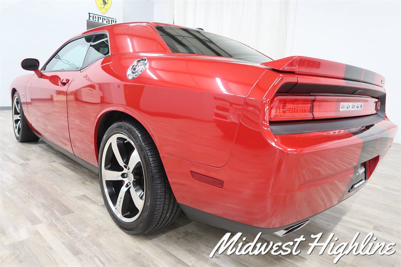 Used 2011 Dodge Challenger SRT8 RWD image 19