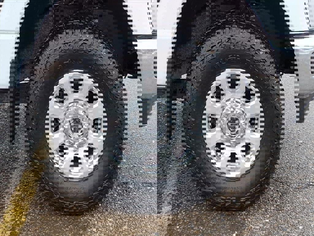 Used 2024 Ford F250 XLT w/ FX4 Off-Road Package image 10