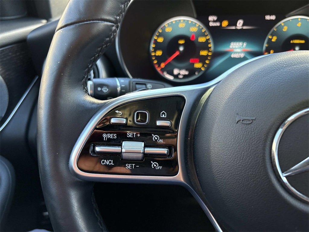 Used 2020 Mercedes-Benz GLC 300 image 18