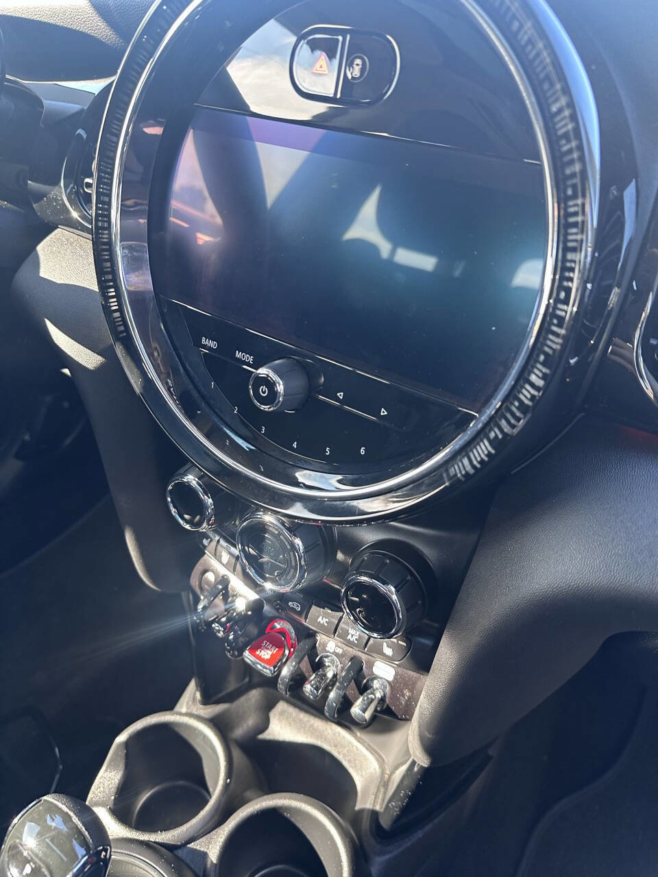 Used 2022 MINI Cooper S image 25