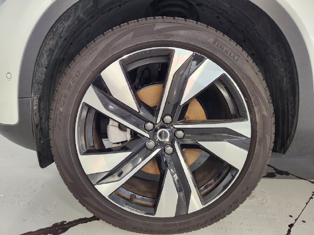 Certified 2026 Volvo XC40 B5 Plus w/ Protection Package Premier AWD/4WD image 8