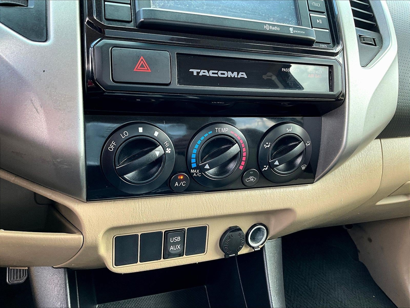 Used 2015 Toyota Tacoma PreRunner w/ SR5 Package RWD image 15