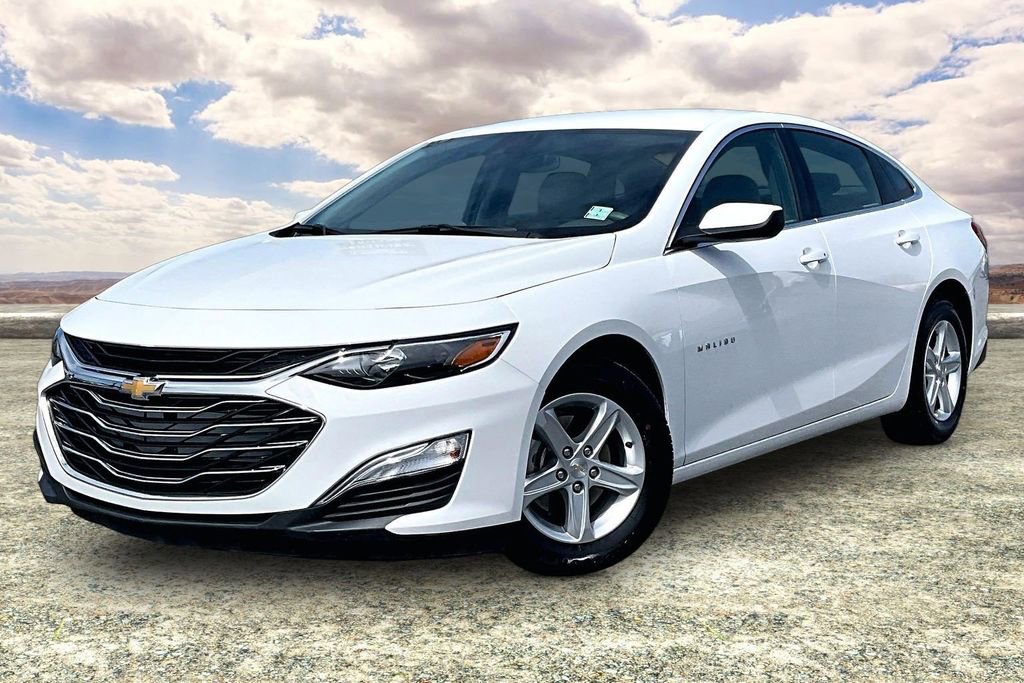 Used 2024 Chevrolet Malibu LS image 3