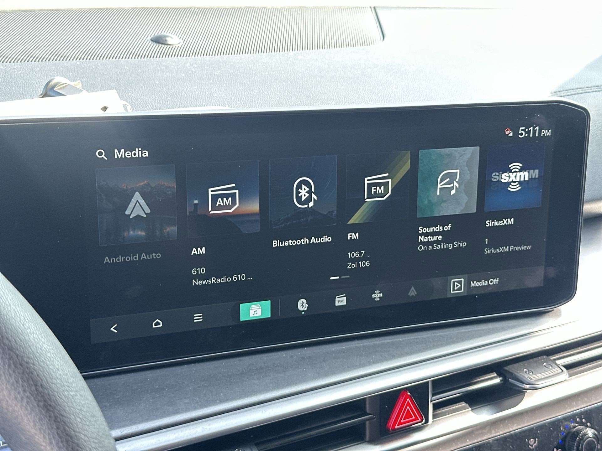 Certified 2024 Kia Sorento LX FWD image 12