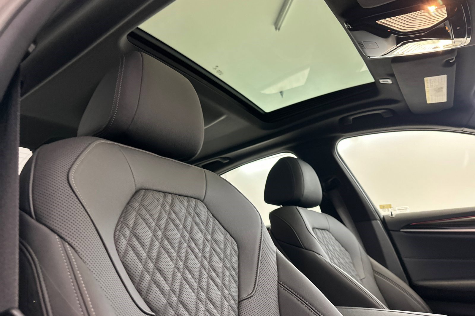 Certified 2023 BMW 540i w/ M Sport Package image 27