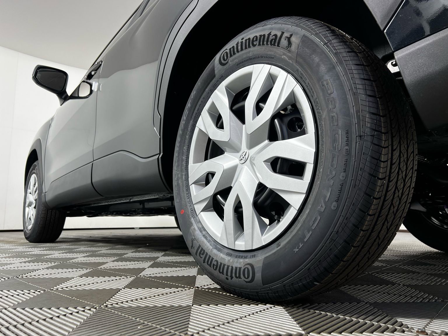 New 2026 Toyota Corolla Cross L image 18