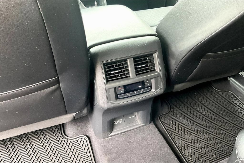 Used 2021 Volkswagen Atlas SEL AWD/4WD image 10