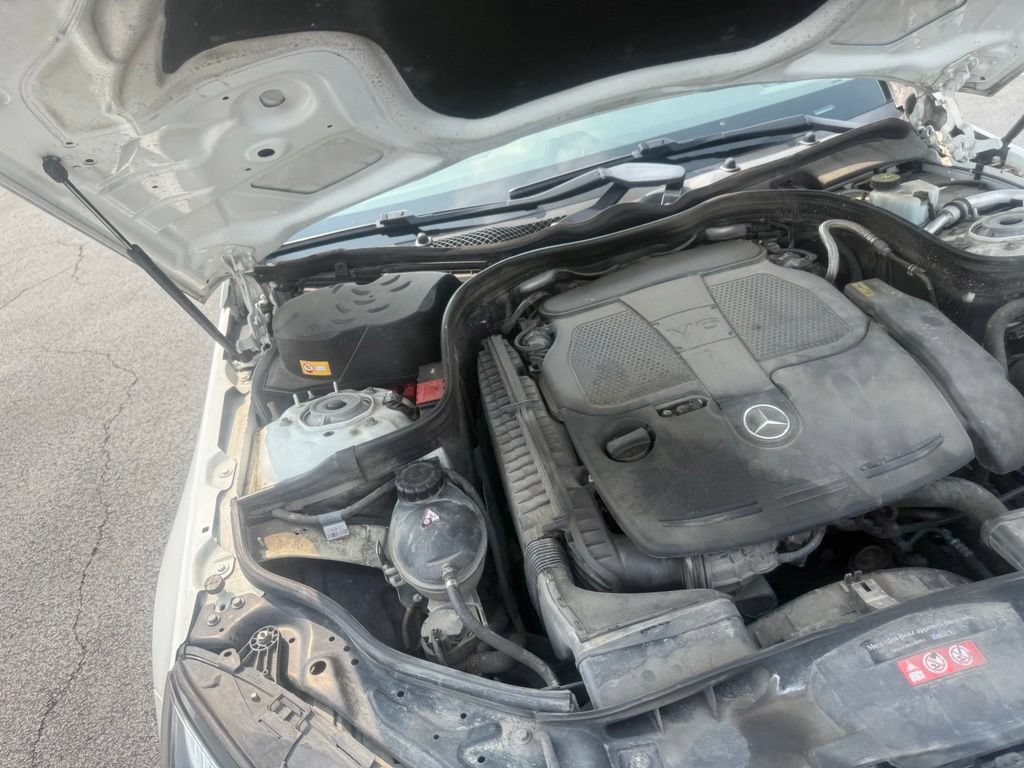Used 2014 Mercedes-Benz E 350 4MATIC Sedan image 60