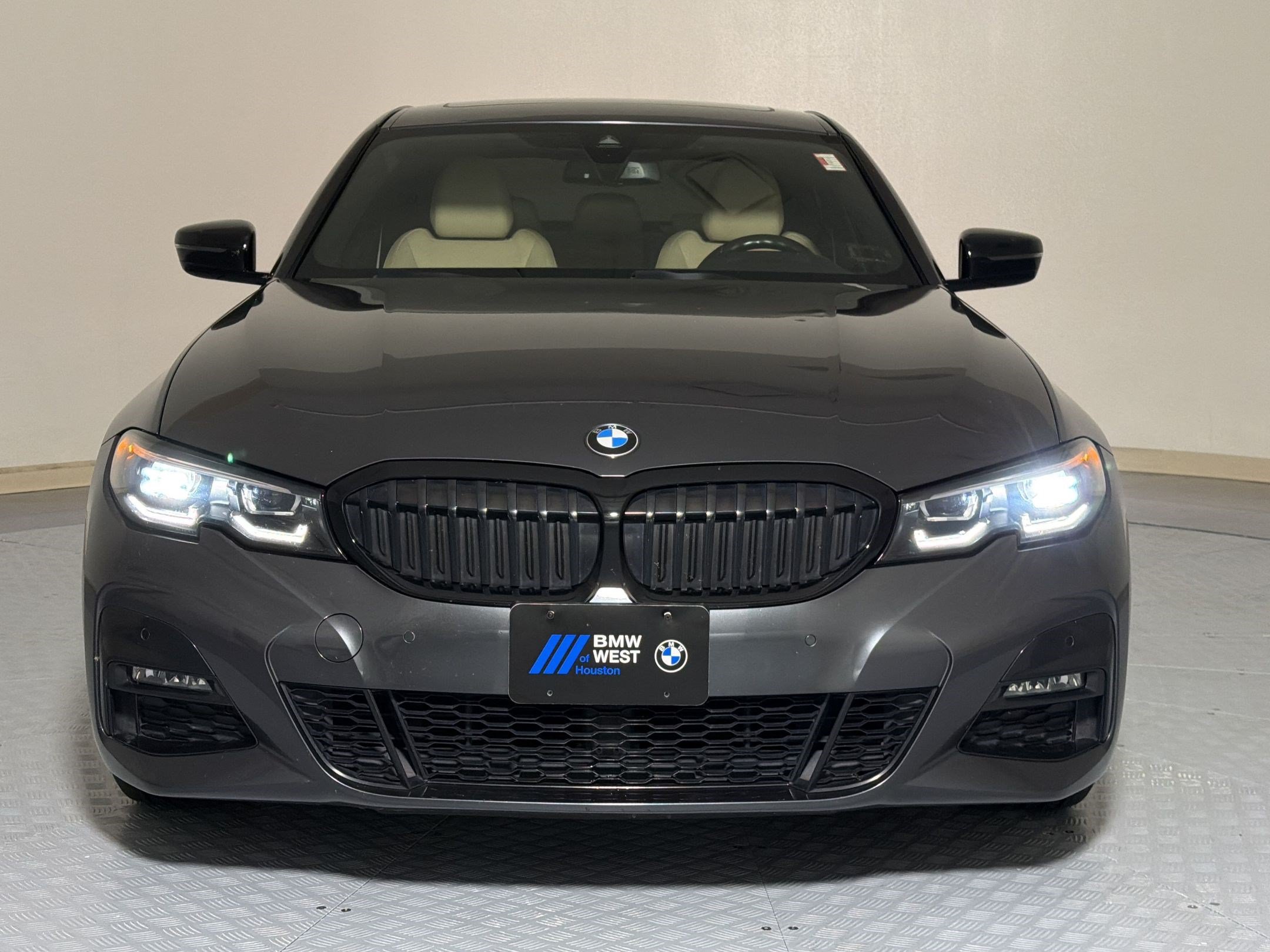 Used 2022 BMW 330i xDrive Sedan w/ M Sport Package AWD/4WD image 5