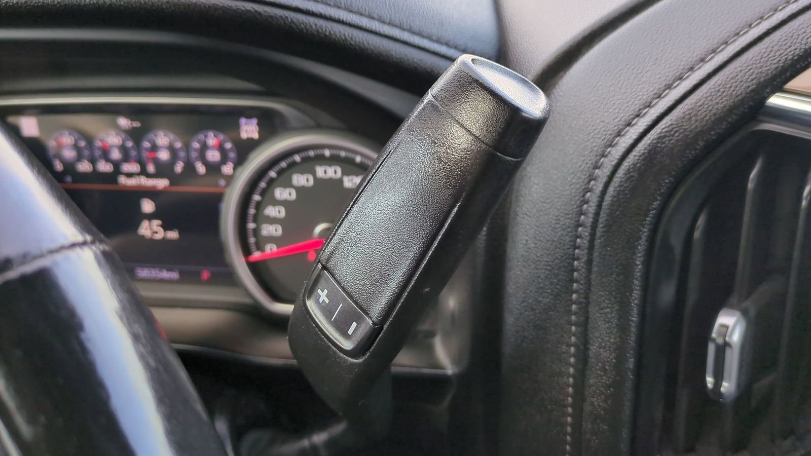 Used 2021 Chevrolet Silverado 1500 High Country w/ Technology Package image 39