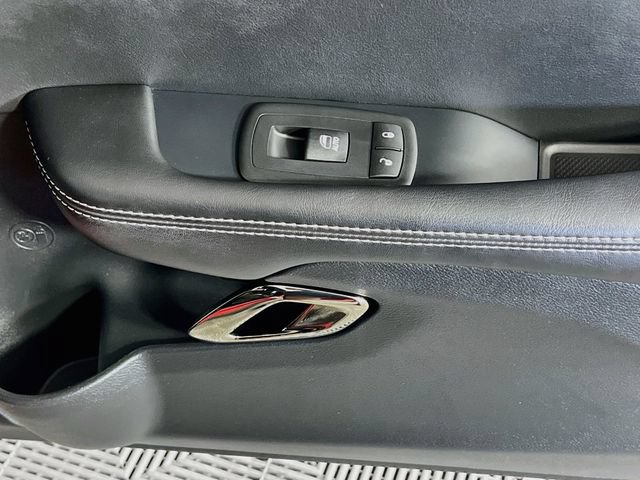 Used 2016 Dodge Challenger SRT Hellcat RWD image 32