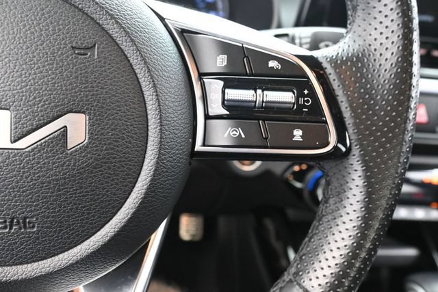 Used 2023 Kia Forte GT-Line w/ GT-Line Technology Package FWD image 16