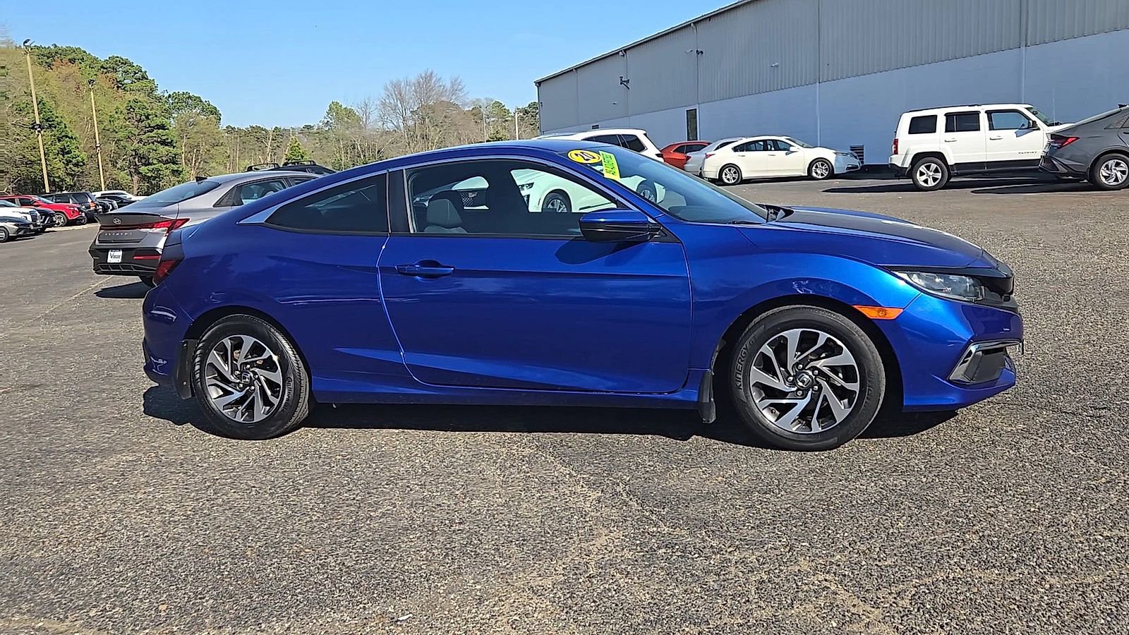 Used 2020 Honda Civic LX image 2