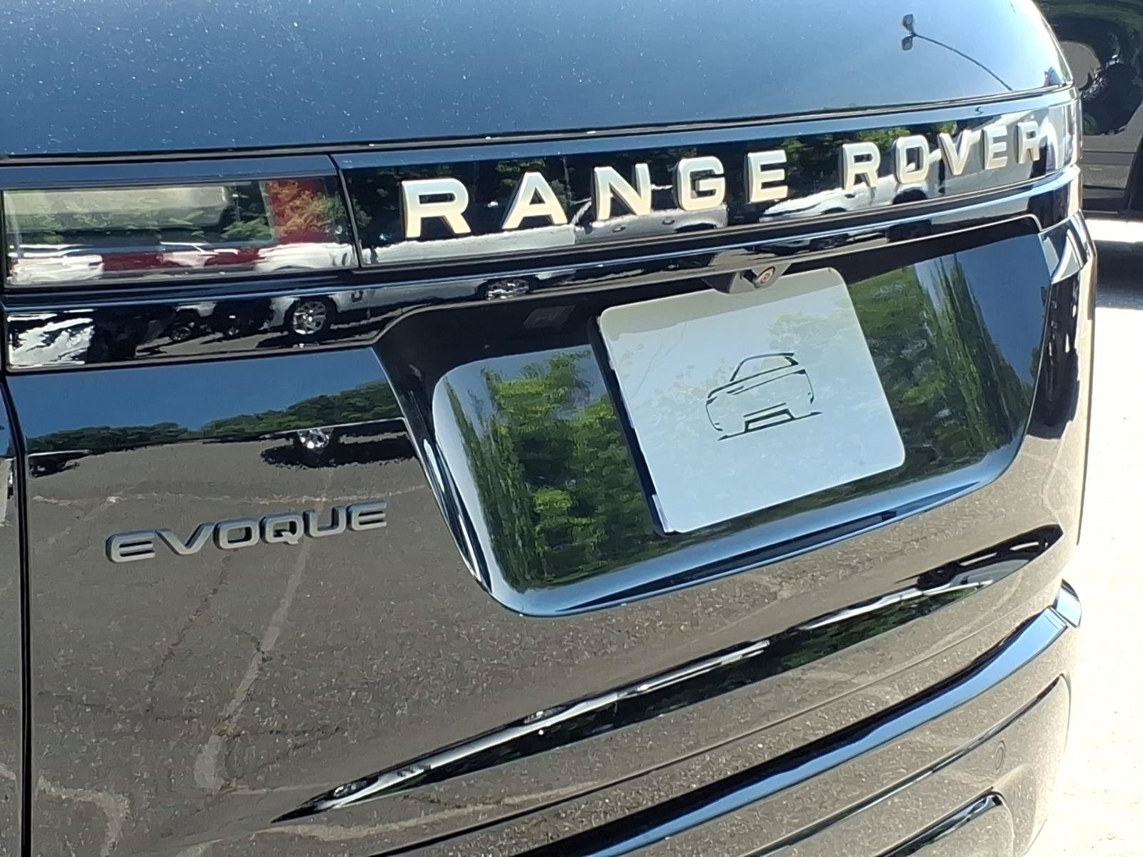 New 2026 Land Rover Range Rover Evoque Hoxton AWD/4WD image 19