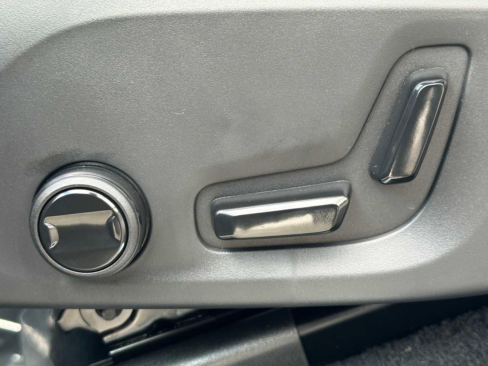 New 2026 Volvo XC90 T8 Plus image 23