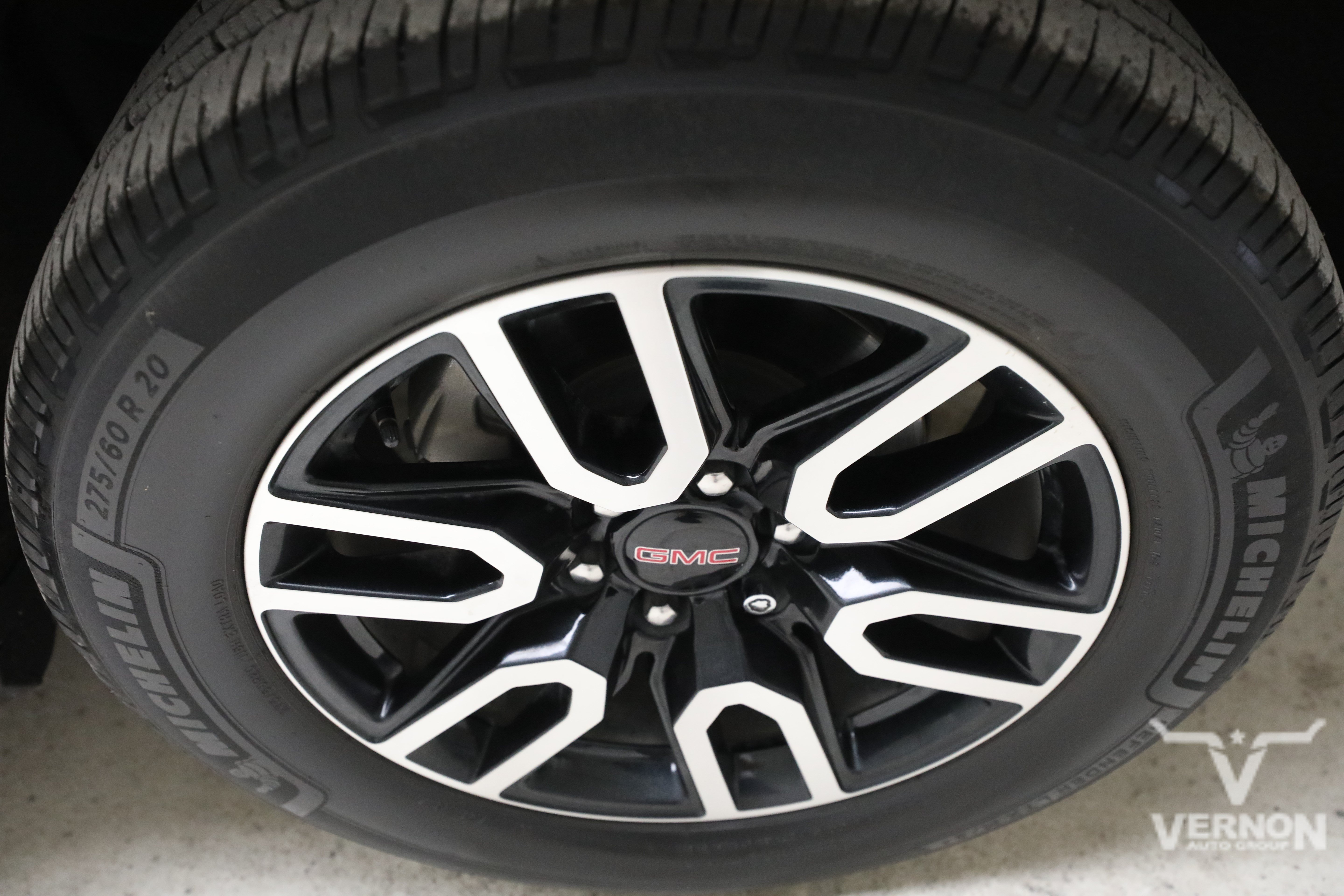 Used 2022 GMC Yukon XL AT4 AWD/4WD image 34