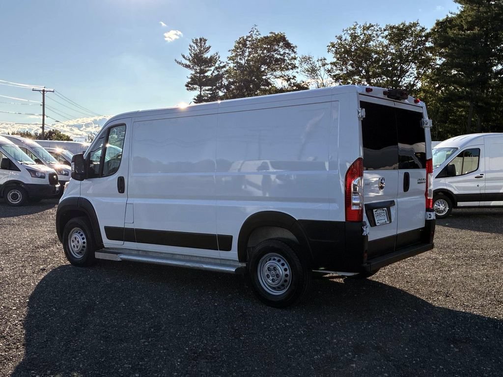 Used 2025 RAM ProMaster 2500 w/ U-Haul Equipment Group FWD image 5